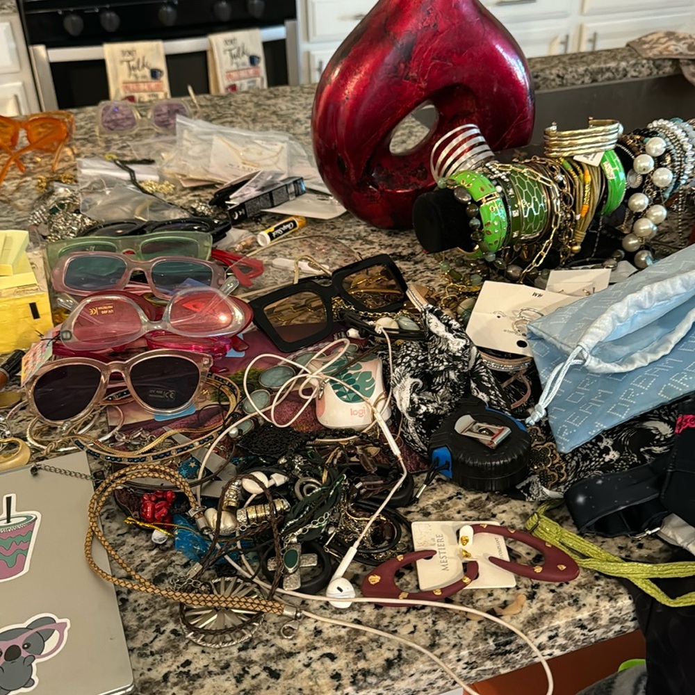 Accessory sale Sunday 6 PM